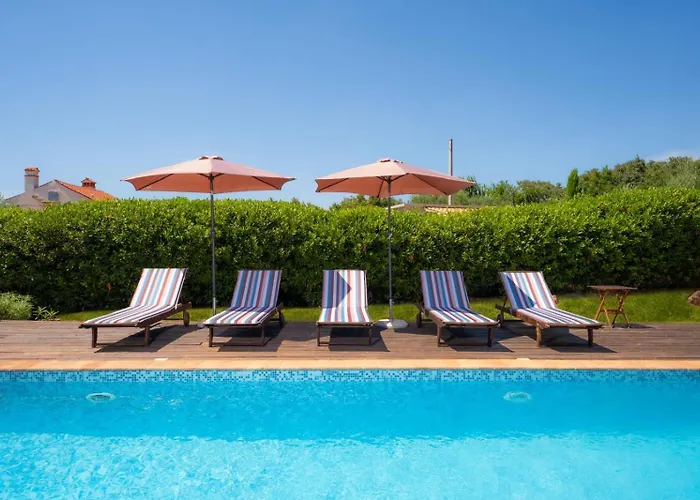 Vila Lauriana Diminići