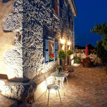 Lauriana * Diminići